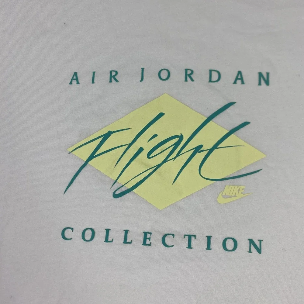 Nike Jordan Shirt Mens XL White Air Jordan Flight Collection Tee DH8970-101